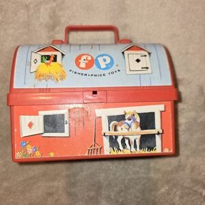Fisher-Price Red and Blue Barn Toy‎